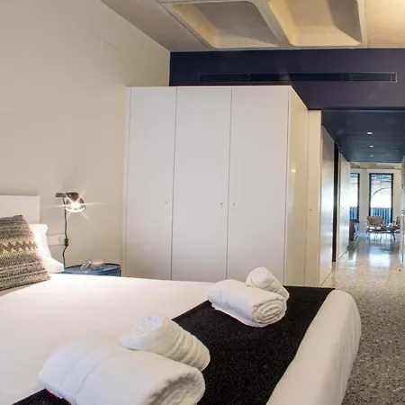Barcelona Touch Apartments - Rosich L'Hospitalet de Llobregat Exterior photo