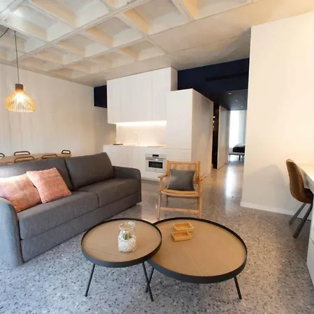 Barcelona Touch Apartments - Rosich L'Hospitalet de Llobregat Exterior photo