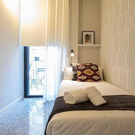 Barcelona Touch Apartments - Rosich L'Hospitalet de Llobregat Exterior photo